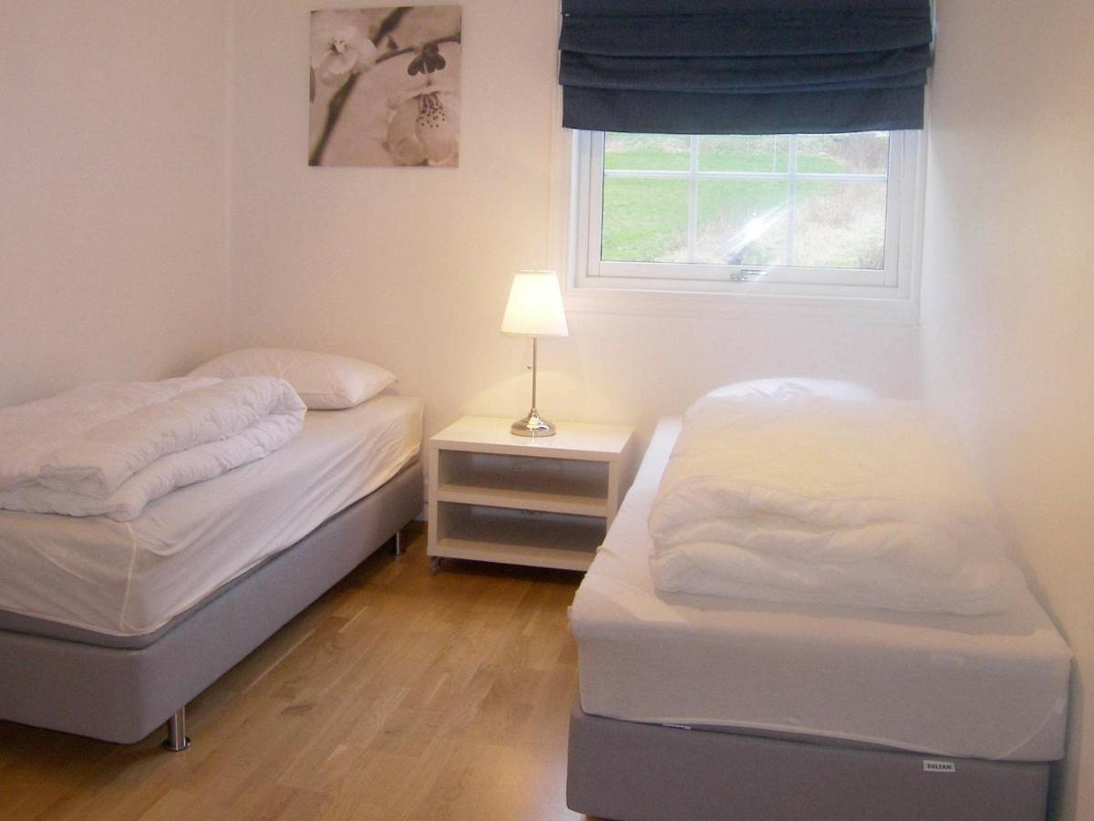 Two-Bedroom Holiday Home In Leikanger Лейкангер Екстериор снимка